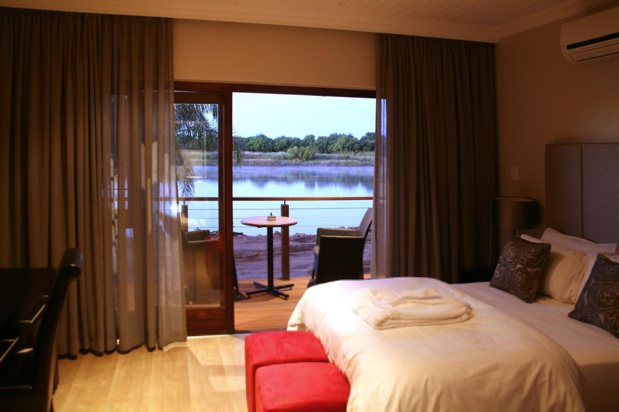 River Place Manor Upington Bagian luar foto
