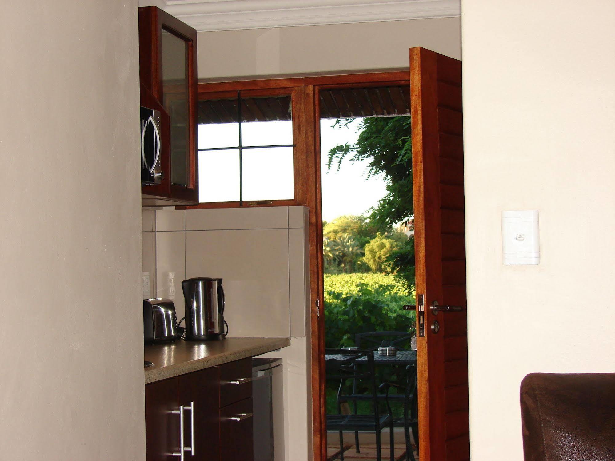 River Place Manor Upington Bagian luar foto