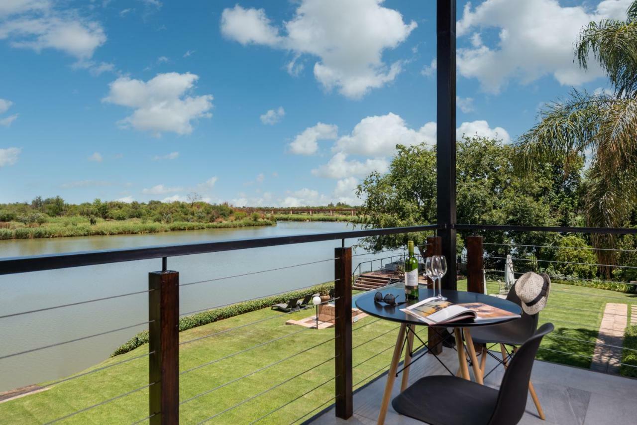 River Place Manor Upington Bagian luar foto