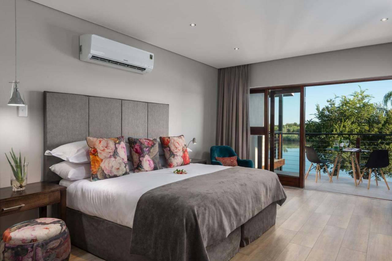 River Place Manor Upington Bagian luar foto